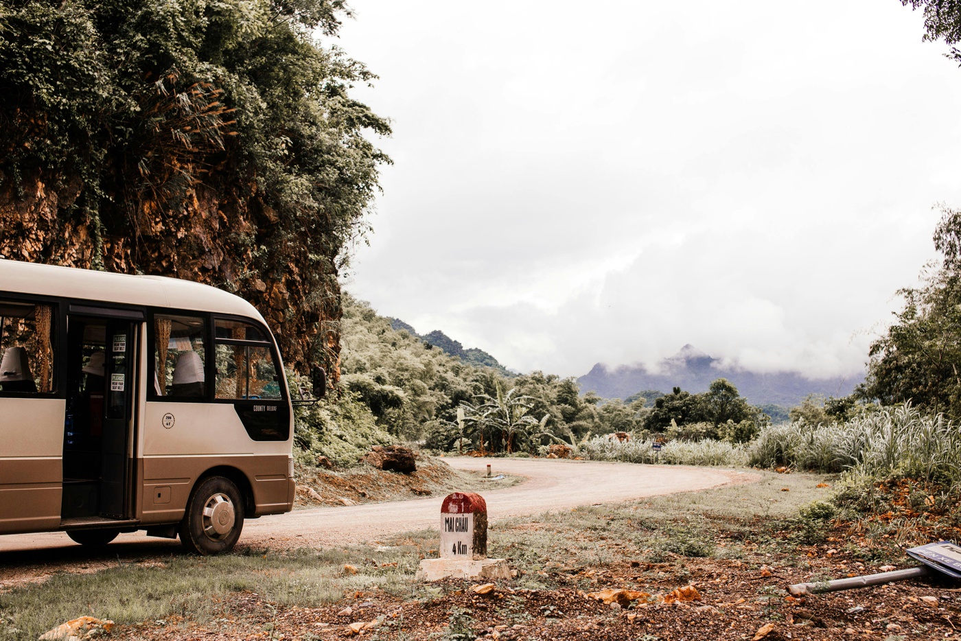 Guide to guest transportation for your wedding